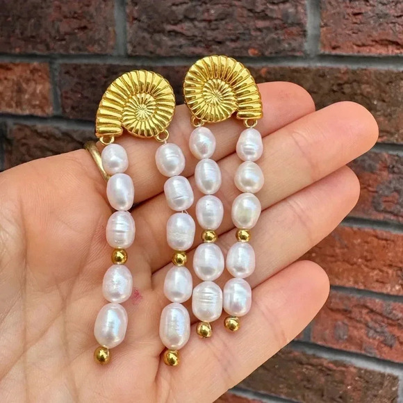 Freshwater Pearl 18K Gold Stainless Steel Waterproof Tassel Shell Earrings - Picture 14 of 15